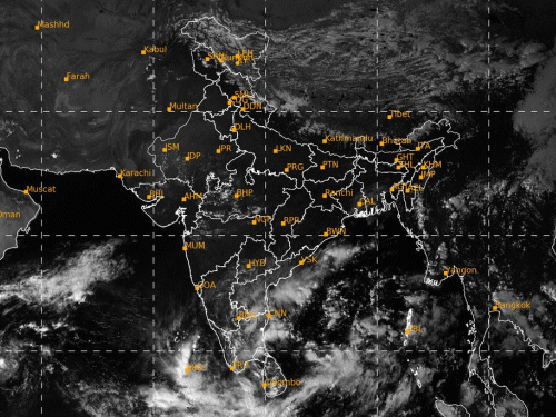 राजस्थान में ओले गिरे, यूपी में तापमान 2 डिग्री घटा: तमिलनाडु-केरलम में आंधी, MP के 21 जिलों में बारिश का अलर्ट gifs 13 1 1792598649112