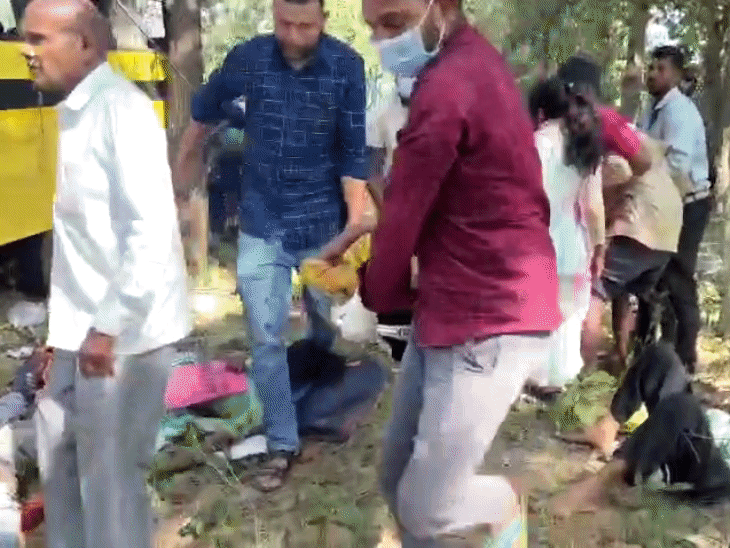 मनेंद्रगढ़-चिरमिरी-भरतपुर को स्थानीय लोगों की मदद से अस्पताल पहुंचाया गया।