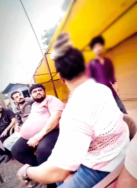 दिल्ली पुलिस ने आमिर शौकीन को गिरफ्तार किया: त्रिपुरा के युवक पर नस्लीय कमेंट किया था; कई वीडियो जारी करके माफी भी मांगी dbgifmagic 2026 10 22t192211 615 1792677170214
