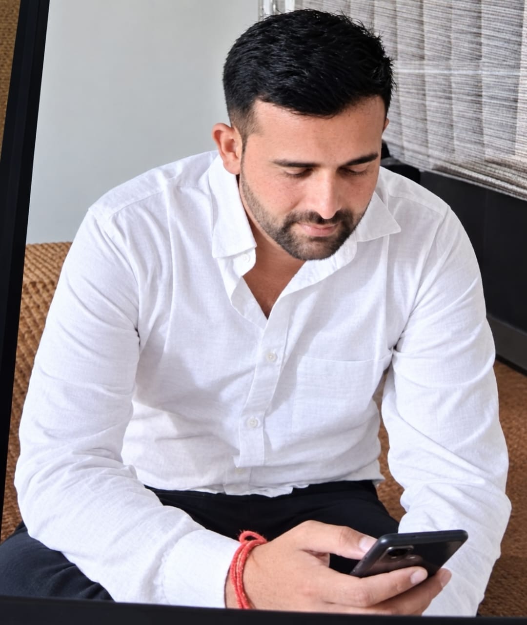 युवक सचिन एचएयू (HAU) में बतौर सिक्योरिटी गार्ड तैनात था।