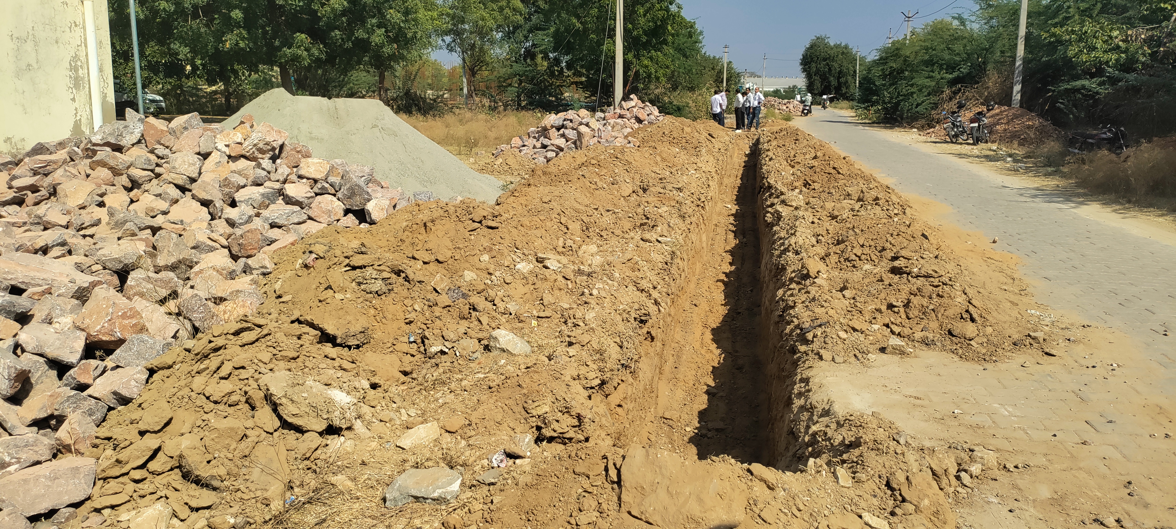 Objection to the construction of the boundary wall of the Diet ...