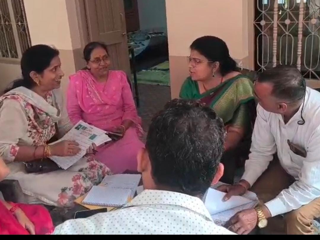बाल आयोग को औचक निरीक्षण में मिलीं खामियां; प्रबंधन ने कहा- टारगेटेड कार्रवाई|ग्वालियर,Gwalior - Dainik Bhaskar