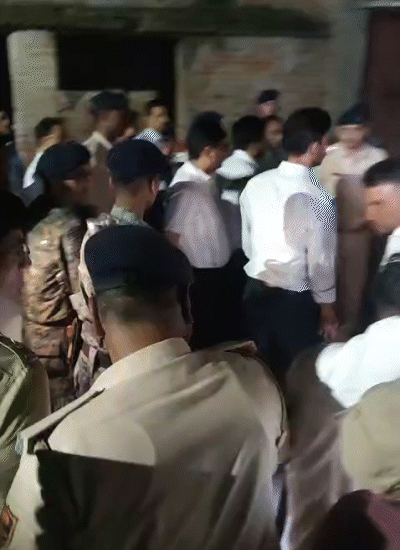 घटना की सूचना मिलने के बाद DM और SP मौके पर पहुंचे।
