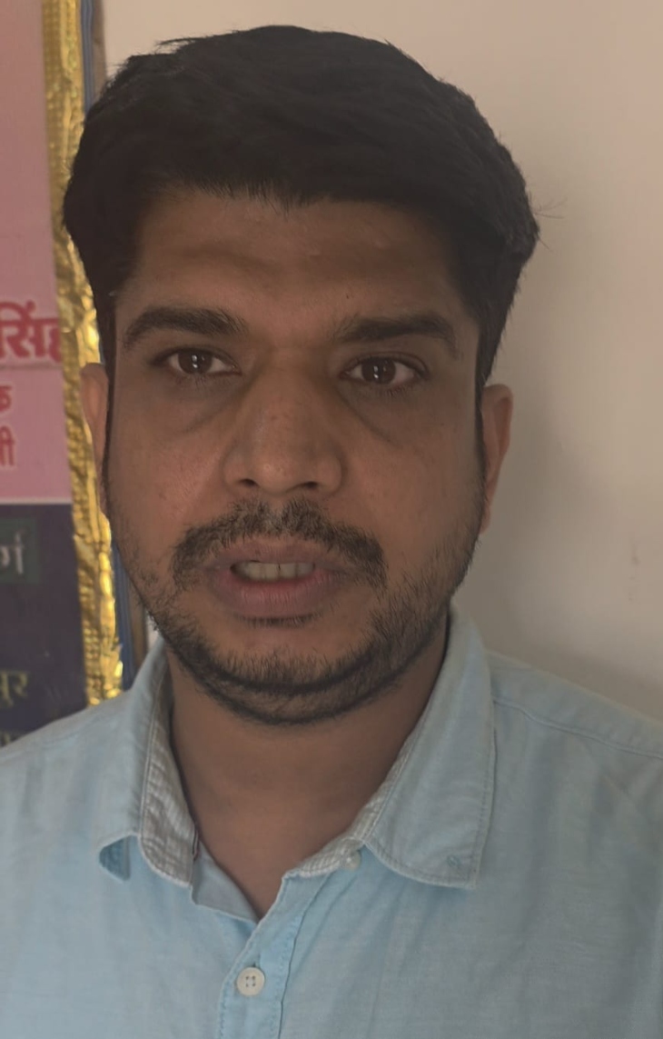 आरोपी प्रवेश कुमार
