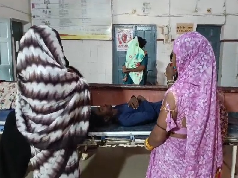 Lalganj Accident | Bike Rider Electrocuted by High Tension Wire