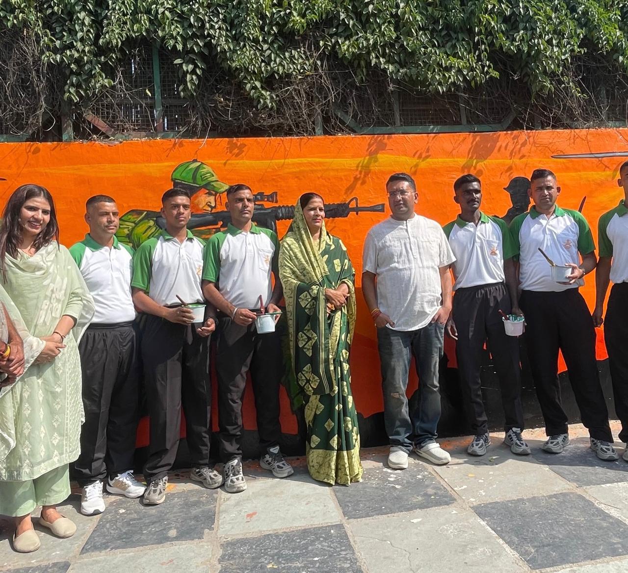 अभियान में पुलिस और सेना के जवानों ने भी सहभागिता निभाई।