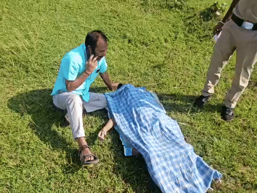घटना के बाद परिवार वालों का रो-रोकर बुरा हाल है।