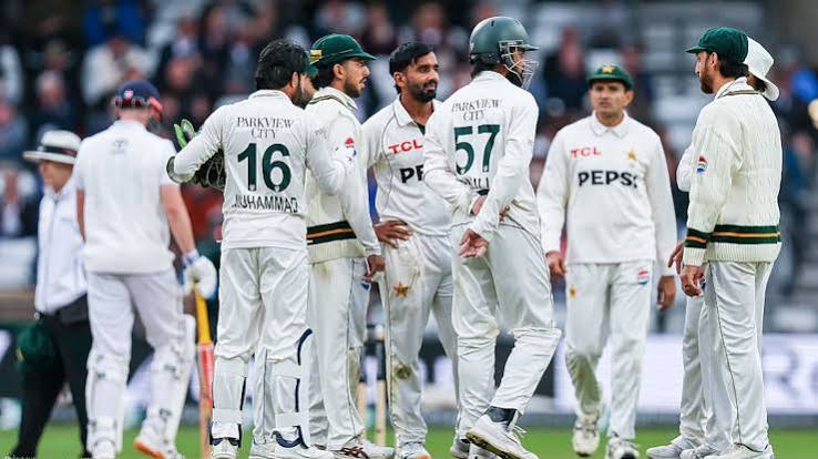 इंग्लैंड ने टेस्ट सीरीज 3-0 से जीती थी। पाकिस्तान को क्लीन स्वीप झेलनी पड़ी थी।