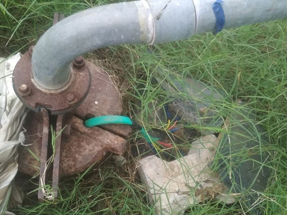 धौलेड़ा में कंट्रोलर और 150 फीट केबल गायब; किसान को हजारों का नुकसान, अज्ञात पर केस दर्ज|नारनौल,Narnaul - Dainik Bhaskar