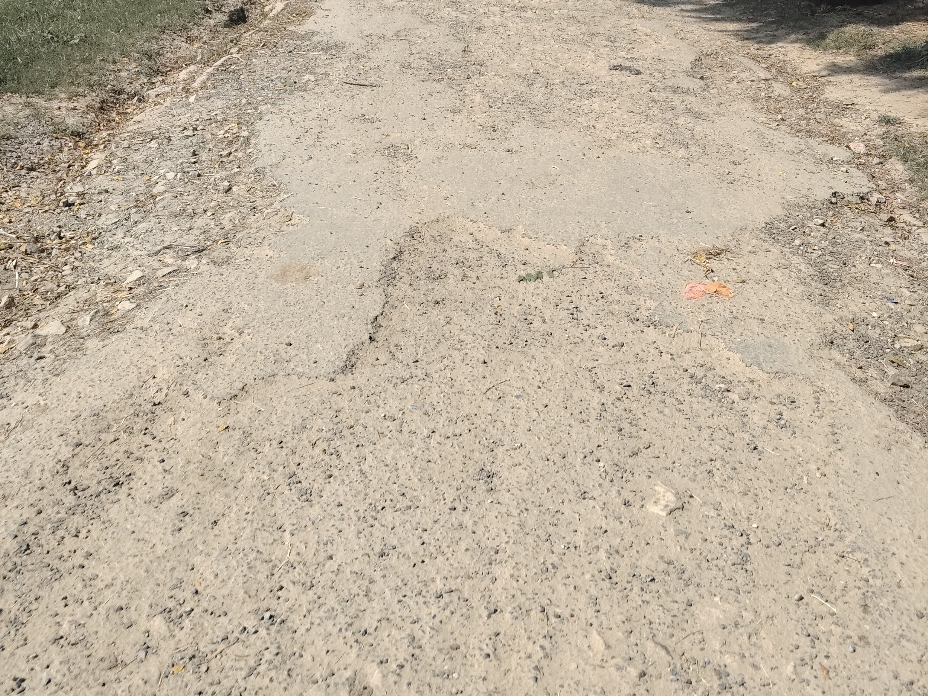 Fix Action Pattern Kunda Purne Mau-Mohaddinagar Road Repair | SDM Assures Immediate Action