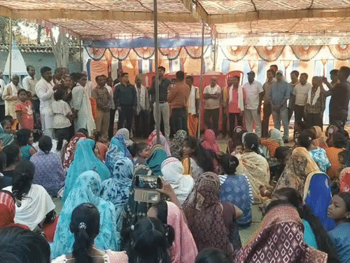 छठी कार्यक्रम काशीपानी जंगल के कारीपानी मंदिर के नीचे गौठान टिकरापारा में आयोजित किया गया।