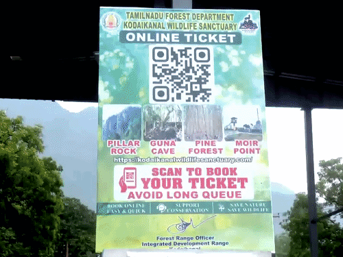 तमिलनाडु में भारी बारिश की चेतावनी के बीच टूरिस्ट को हिल स्टेशन कोडइकनाल जाने से रोक दिया गया है।