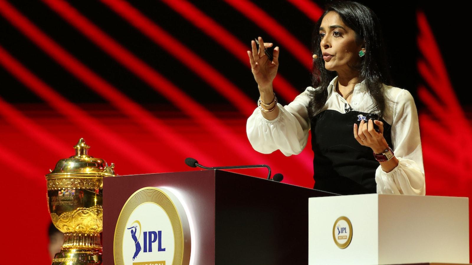 मल्लिका सागर 2025 IPL ऑक्शन के समय।