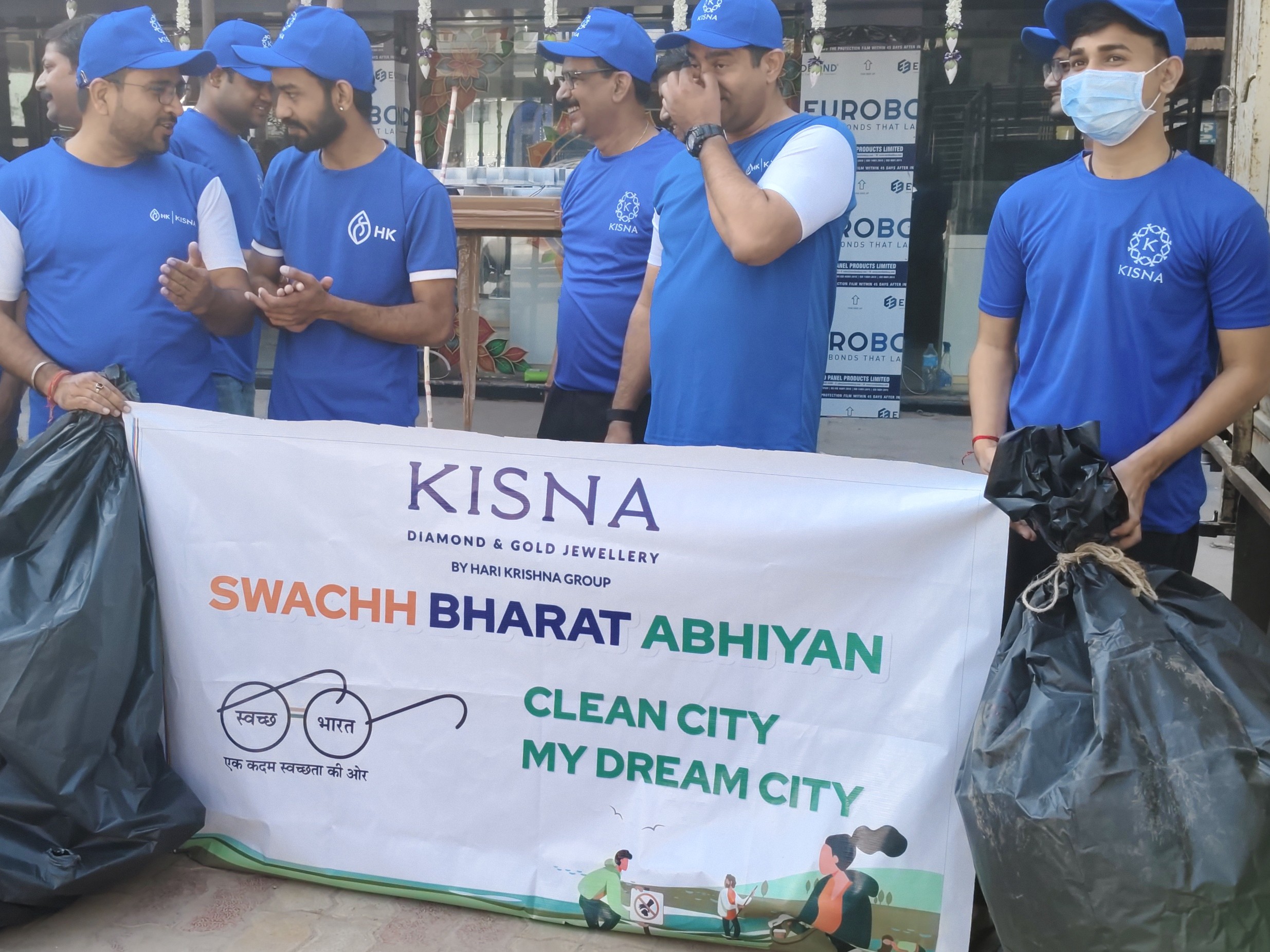 Chithrakot Chitrakoot Swachh Bharat Abhiyan | Kisna Jewellery Clean City Drive