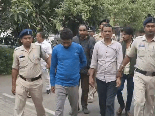 सभी आरोपियों को न्यायिक रिमांड पर जेल भेज दिया गया है।