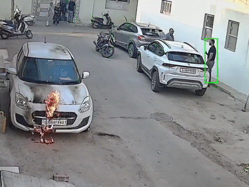 After some time, people from nearby came out, one of them talked to the accused.