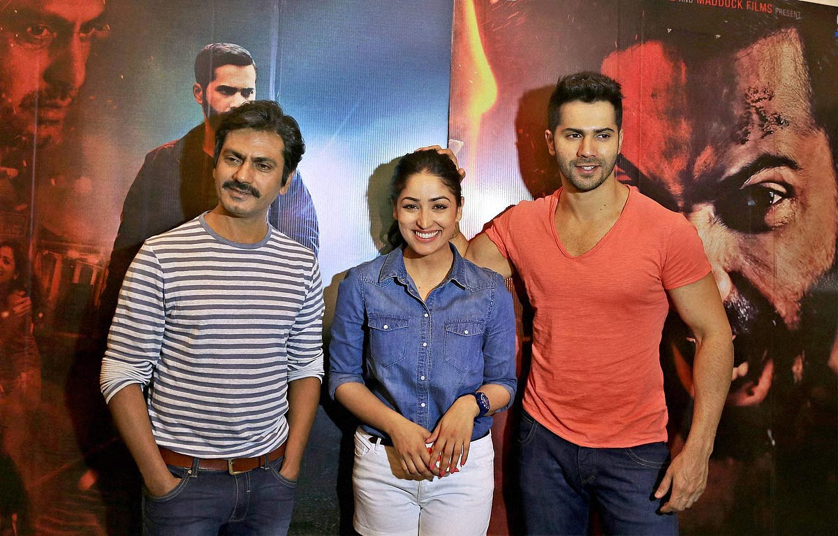 ‘बदलापुर’ एक एक्शन क्राइम ड्रामा है, जिसमें यामी गौतम, वरुण धवन और नवाजुद्दीन सिद्दीकी ने महत्वपूर्ण भूमिकाएं निभाई थीं।