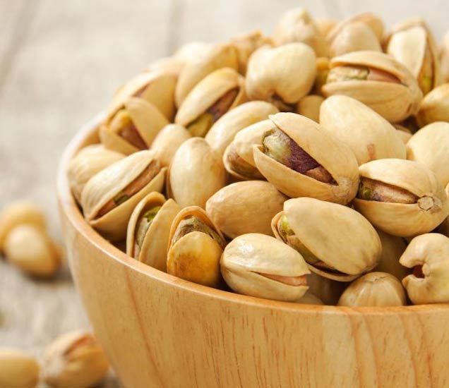 पिस्ता खाण्याचे 6 आरोग्यदायी फायदे, अवश्य जाणुन घ्या... Health