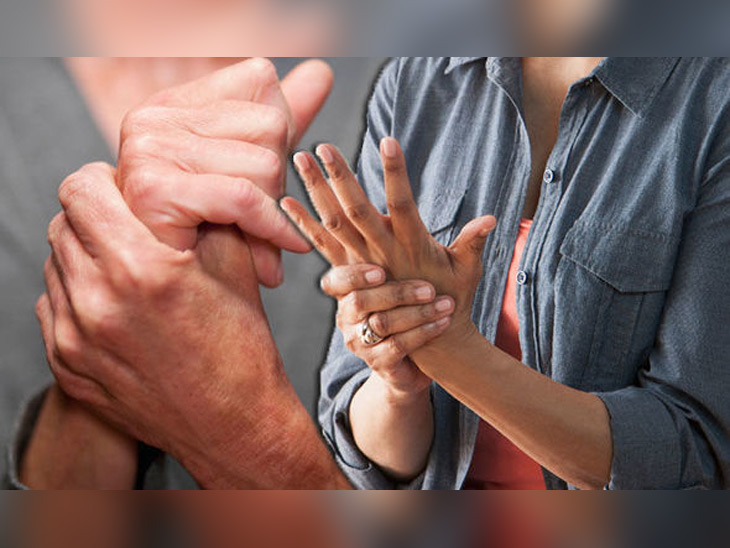 health tips arthritis in marathi म्हातारपणीही सांधेदुखीपासून बचाव करता येऊ शकतो! Divya Marathi