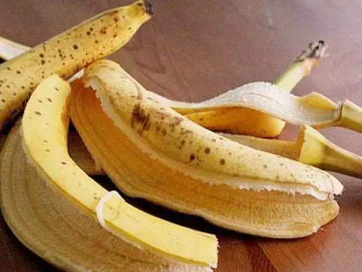 banana peel health benefits in Marathi केळीच्या सालीचे आहेत अनेक
