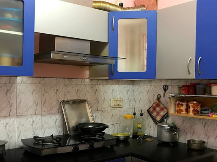 vastu tips for kitchen in Marathi वास्तू टिप्स किचनमध्ये प्रकाश आणि