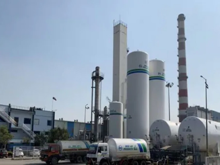corona third wave Construction of 1,500 oxygen projects, saving four lakh patients daily | 1,500 ऑक्सिजन प्रकल्पांची उभारणी, रोज चार लाख रुग्णांना जीवदान शक्य; मोदींनी ऑक्सिजन प्रकल्प सुरू करण्याचे दिले आदेश - Vimarsana News