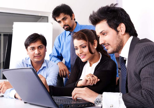 IT, sales jobs increased; Demand for skilled workers, 11% salary increase; Analysis of profiles in 17 regions in 9 metros of the country; news and live updates | आयटी, सेल्सचे जॉब वाढले; कुशलव्यक्तींना मागणी, 11% पगारवाढ; देशाच्या 9 महानगरांत 17 क्षेत्रांतील प्रोफाइल्सचे विश्लेषण - Vimarsana News
