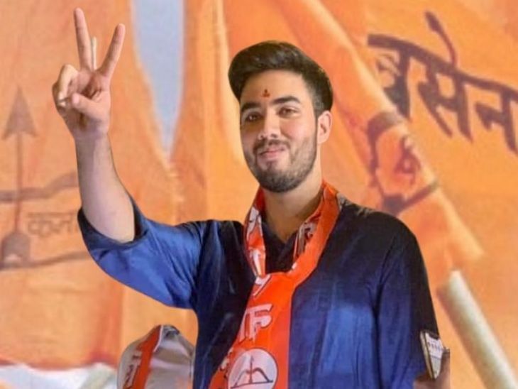 Maharashtra : Tejas Thackeray's entry in politics? shiv sena secretory Milind Narvekar's birthday advertisement | तेजस ठाकरे राजकाणात मारणार एंट्री? वाढदिवसानिमित्त मिलिंद नार्वेकरांच्या जाहिरातीने राजकीय वर्तुळात चर्चांणा उधाण - Vimarsana News