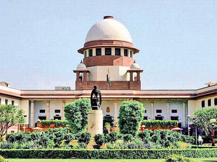Pegasus Row Hearing In Supreme Court Today Live Updates: Chief Justice Appeals Do Not Cross The Limit To All Petitioners Over Pegasus Case | सरन्यायाधीश म्हणाले- मर्यादा ओलांडू नका, सोशल मीडियावर वाद घालू नका; सर्वांचे ऐकून घेतले जाईल! - Vimarsana News