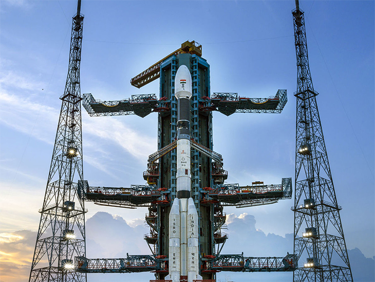 ISRO EOS 03 Mission Could Not Be Accomplished Due To Performance Anomaly In Cryogenic Stage | अर्थ ऑब्जर्वेशन सॅटेलाइट लाँच फेल; तिसऱ्या स्टेजमध्ये तांत्रिक बिघाडामुळे मिशन अपुरे; चीन-पाक सीमांवर नजर ठेवण्याची होती तयारी - Vimarsana News