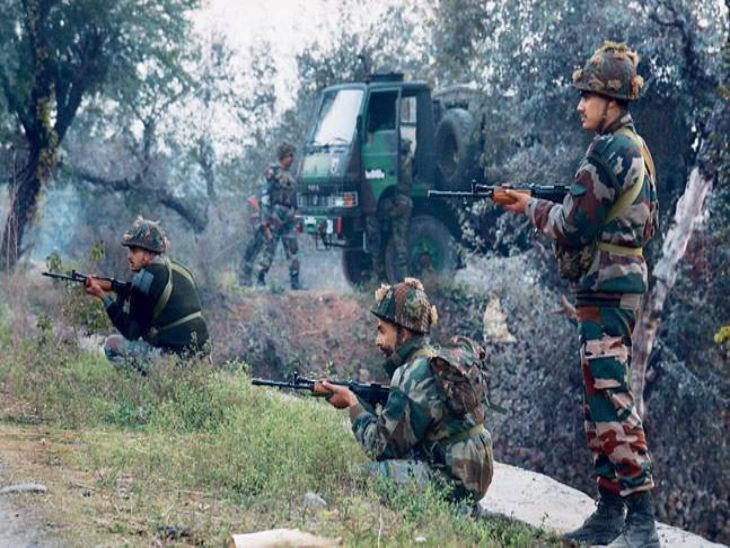 Pathankot Airbase Attack News | Book Claim Corrupt Local Police Officers Facilitated Jaish Terrorists Entry Into Pathankot Airbase | भ्रष्ट पोलिस अधिकारी दहशतवाद्यांना करत होते मदत; त्यांनीच एअरबेसपर्यंत जाण्याचा सुरक्षित मार्ग शोधला, आत शिरण्यासाठीही केली मदत - Vimarsana News