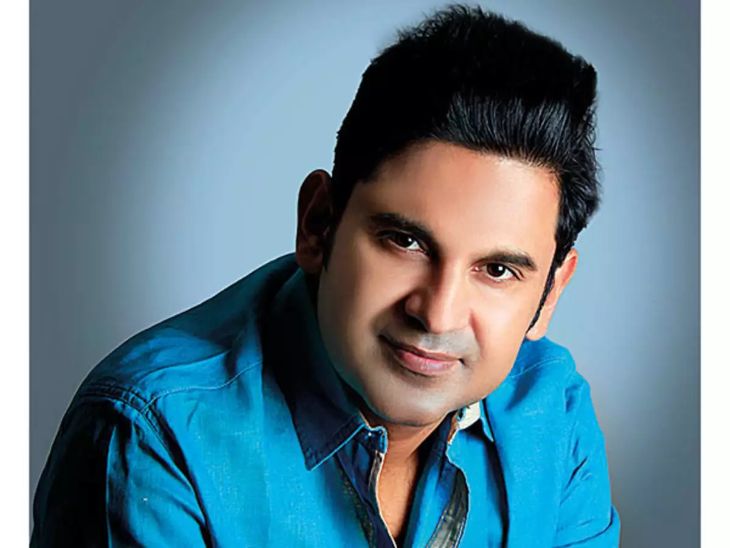 Column By Manoj Muntashir On Independence Day Of India | मी भारत आहे मला वेदांच्या ऋचांनी जन्म दिला आहे; माझ्या माथ्यावर स्वातंत्र्याचा 75 वा सूर्य चमकणार आहे, कारण माझ्या मनात शहिदांच्या समाध्या आहेत - Vimarsana News