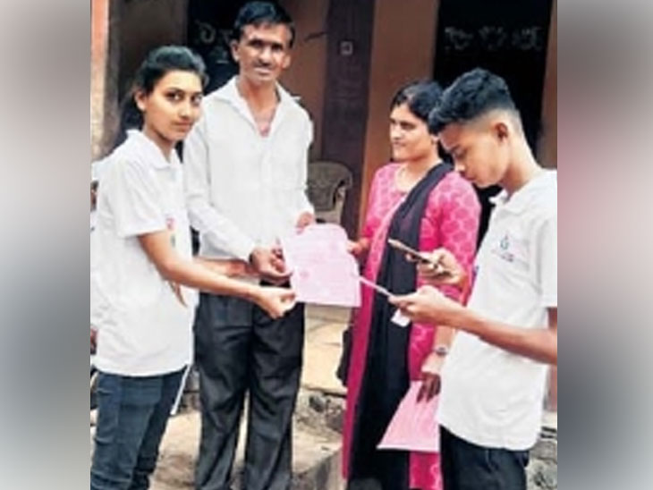 In Dhalewadi village of Pune district with a population of one and a half thousand, every family decided to donate organs; news and live updates | पुणे जिल्ह्यातील दीड हजार लोकवस्तीच्या धालेवाडी गावात प्रत्येक कुटुंबाने केला अवयवदानाचा संकल्प - Vimarsana News