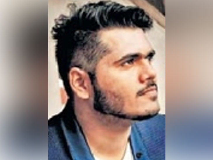 Gevrai doctor dies in Nashik college; Family members allege ragging and assault; news and live updates | गेवराईच्या डॉक्टरचा नाशिकच्या महाविद्यालयात संशयास्पद मृत्यू; रॅगिंग, घातपात झाल्याचा कुटुंबीयांकडून आरोप - Vimarsana News