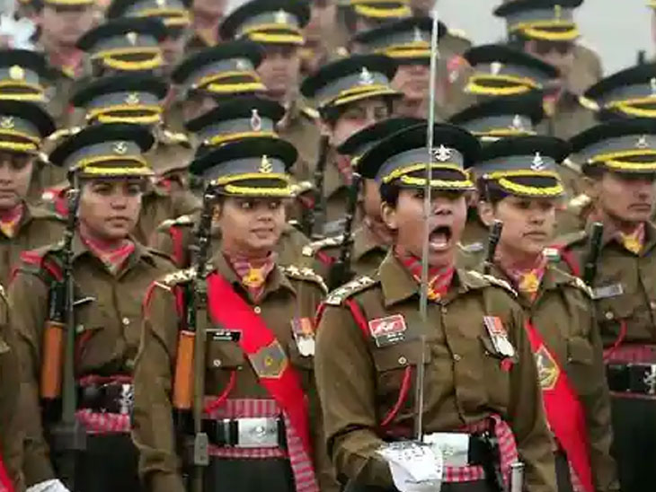 From this year, girls will be able to take the NDA entrance exam; UPSC will issue revised notification; news and live updates | यंदापासून मुलींना एनडीए प्रवेश परीक्षा देता येणार; यूपीएससी जारी करणार सुधारित अधिसूचना - Vimarsana News