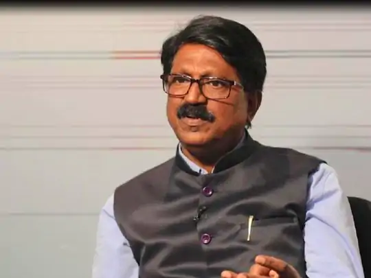 Shiv Sena MP Arvind Sawant Interview; Talks On Narayan Rane, Uddhav Thackeray Remark On Yogi Adityanath | खासदार अरविंद सावंत म्हणाले - पंतप्रधानांनी राणेंच्या भाषेवर उत्तर द्यायला हवे, राजकारणात उद्धव ठाकरेंसारखे शालिन नेता नाही - Vimarsana News