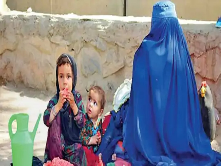 Transformation of Afghanistan into an infiltration camp; Schools-hospitals dew, doctors-health workers underground due to terror | अफगाणिस्तानचे रूपांतर घुसखोरांच्या छावणीत; शाळा-रुग्णालये ओस, दहशतीमुळे डॉक्टर-आरोग्य कर्मचारी भूमिगत - Vimarsana News