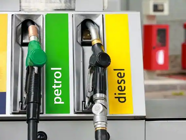 Petrol-diesel prices will go up if taxes are not cut | करकपात न केल्यास पेट्रोल-डिझेल महागणार;...यामुळे क्रूडमध्ये दरवाढ, डिसेंबरपर्यंत 90 डॉलर प्रति बॅरल - Vimarsana News