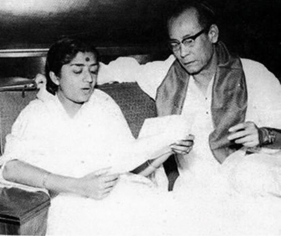 Lata Mangeshkar Unknown Facts Veteran Singer Lata Mangeshkar Passes Away In Mumbai