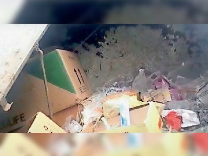 Transportation of biomedical waste through municipal bell carts