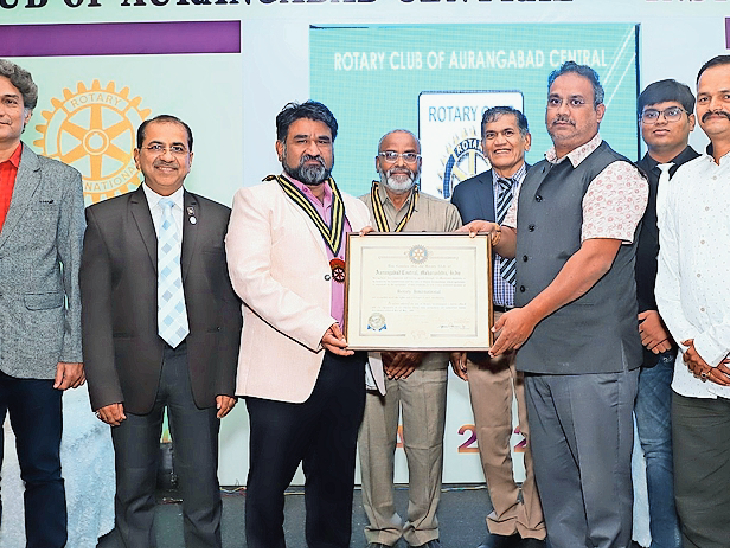 Inauguration ceremony of Rotary Club of Central in excitement marathi