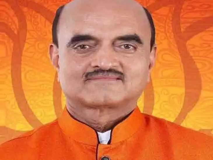  The Union Minister