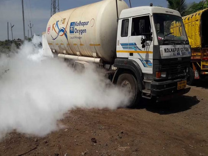 Gas leak from container on PuneBangalore route जीवितहानी टळली पुणे