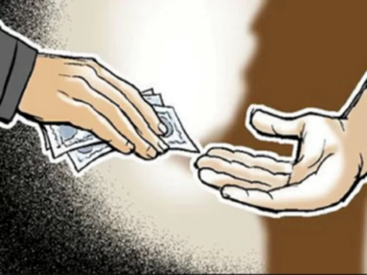नांदेडमध्ये ’संत’, बदलीनंतर ’सापळ्यात’; प्रामाणिकपणाचा मुखवटा अखेर गळाला!