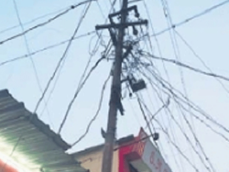 Notice to Zones of Cable Capture on Street Light Poles marathi news