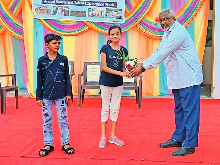 रोलर स्केटिंग स्पर्धेत अनुष्का घोगरे प्रथम, विभागीय पातळीवर करणार