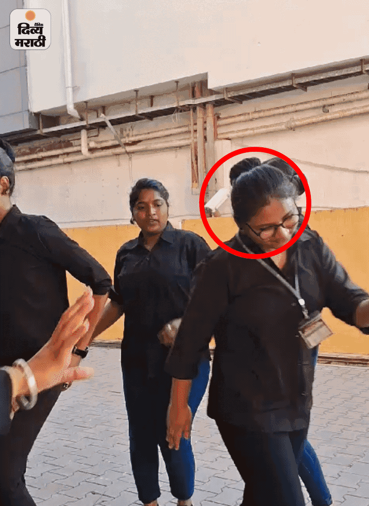 महालक्ष्मी एका मॉलमध्ये काम. पाटीर्च्या वारसा हक्क ती ४ शांत शांतता होती.