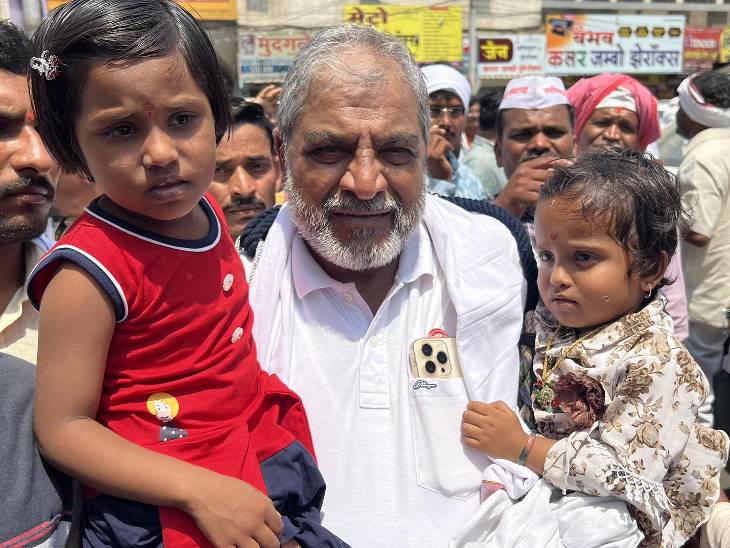 Devendra Raju Raju Shetty Criticizes Devendra Fadnavis Over Farmer Suicide In Parbhani