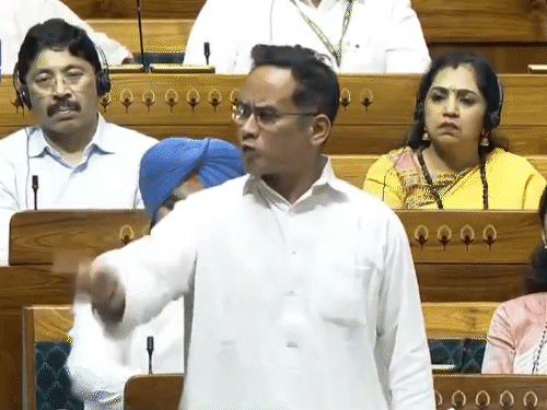 ऑपरेशन सिंदूरवरील चर्चेचे मोमेंट्स: लल्लन सिंह यांनी दहशतवाद्यांना शहीद म्हटले; युद्धबंदीवर राहुल यांनी राजनाथ यांना विचारले- तुम्ही हल्ले का थांबवले? ऑपरेशन सिंदूरवरील चर्चेचे मोमेंट्स: लल्लन सिंह यांनी दहशतवाद्यांना शहीद म्हटले; युद्धबंदीवर राहुल यांनी राजनाथ यांना विचारले- तुम्ही हल्ले का थांबवले?
