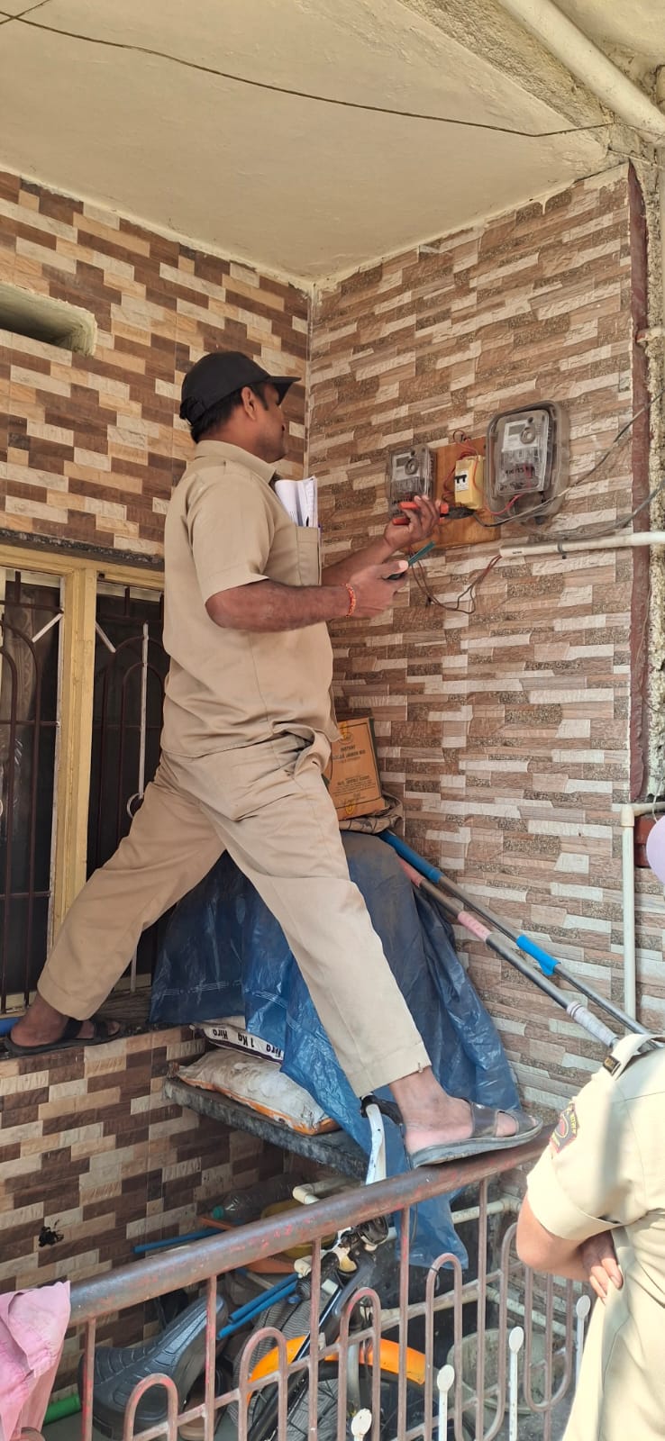 महावितरण ॲक्शन मोडवर: बिल वसुलीसाठी 7 हजार थकबाकीदारांचा वीजपुरवठा खंडित, 5 लाखांहून अधिक ग्राहकांकडे 300 कोटी थकले - Chhatrapati Sambhajinagar News